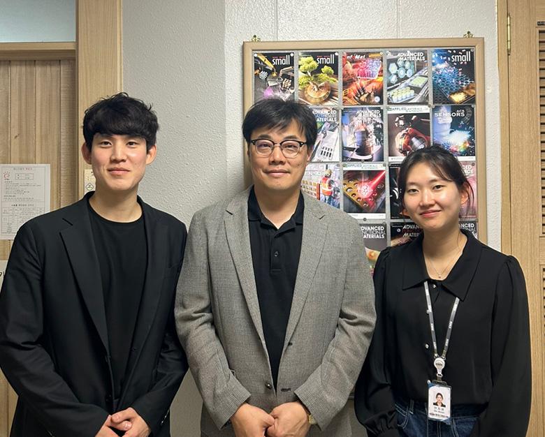 △(왼쪽부터) 고려대 세종캠퍼스 제어계측공학과 안준성 교수,  KAIST 기계공학과 박인규 교수, KAIST 기계공학과 안지현 박사과정